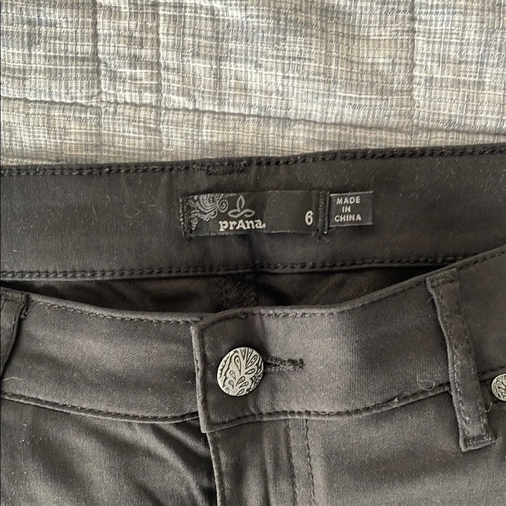 Prana Black Women's Cargo Pants - Picture 3 of 4